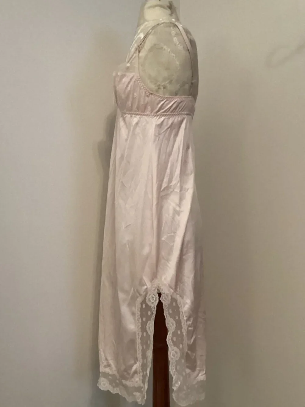 NEW VTG Warner's Whimsies Pink Lace Trim Nylon Slip Nighty Gown Lingerie 36